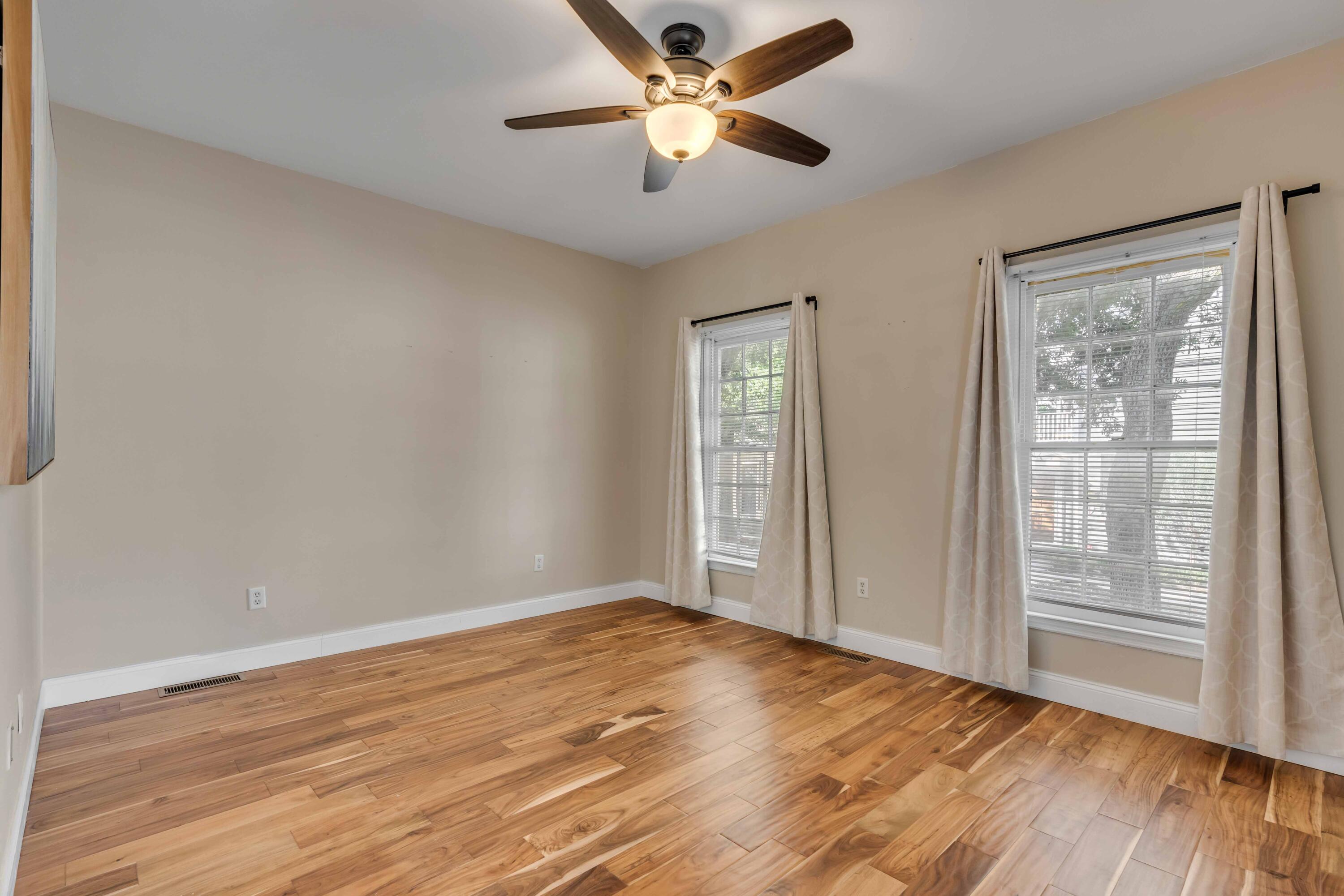 8 Coming Street, Unit B Charleston, SC 29401 - Photo 5 of 24 8BComingStreet_NickCannPhoto-6