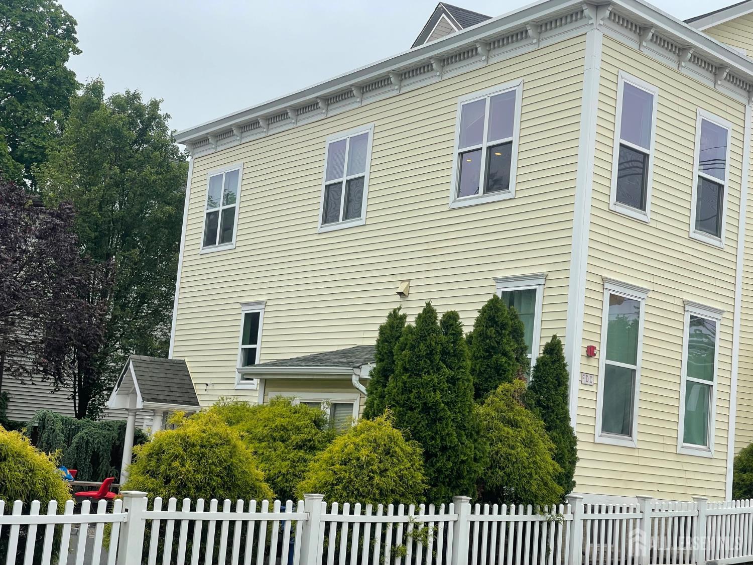 161 George Street New Brunswick, NJ 08901 - Photo 8 of 10 a view of a house with a yard