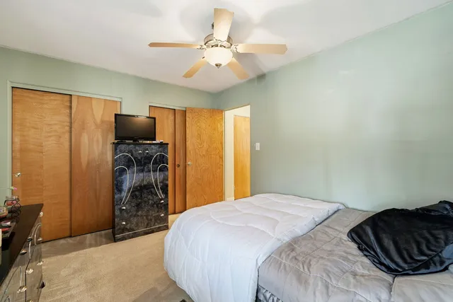 $159,000 | 1609 West Howard Street, Unit 2, Evanston, IL 60202