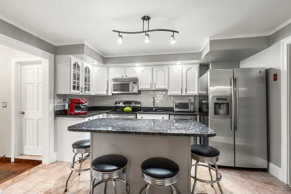 $5,400 | 15 Loveland Road, Unit 15, Brookline, MA 02445
