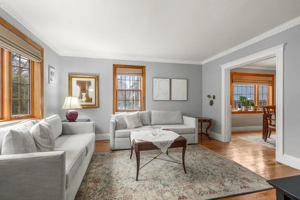 $5,400 | 15 Loveland Road, Unit 15, Brookline, MA 02445