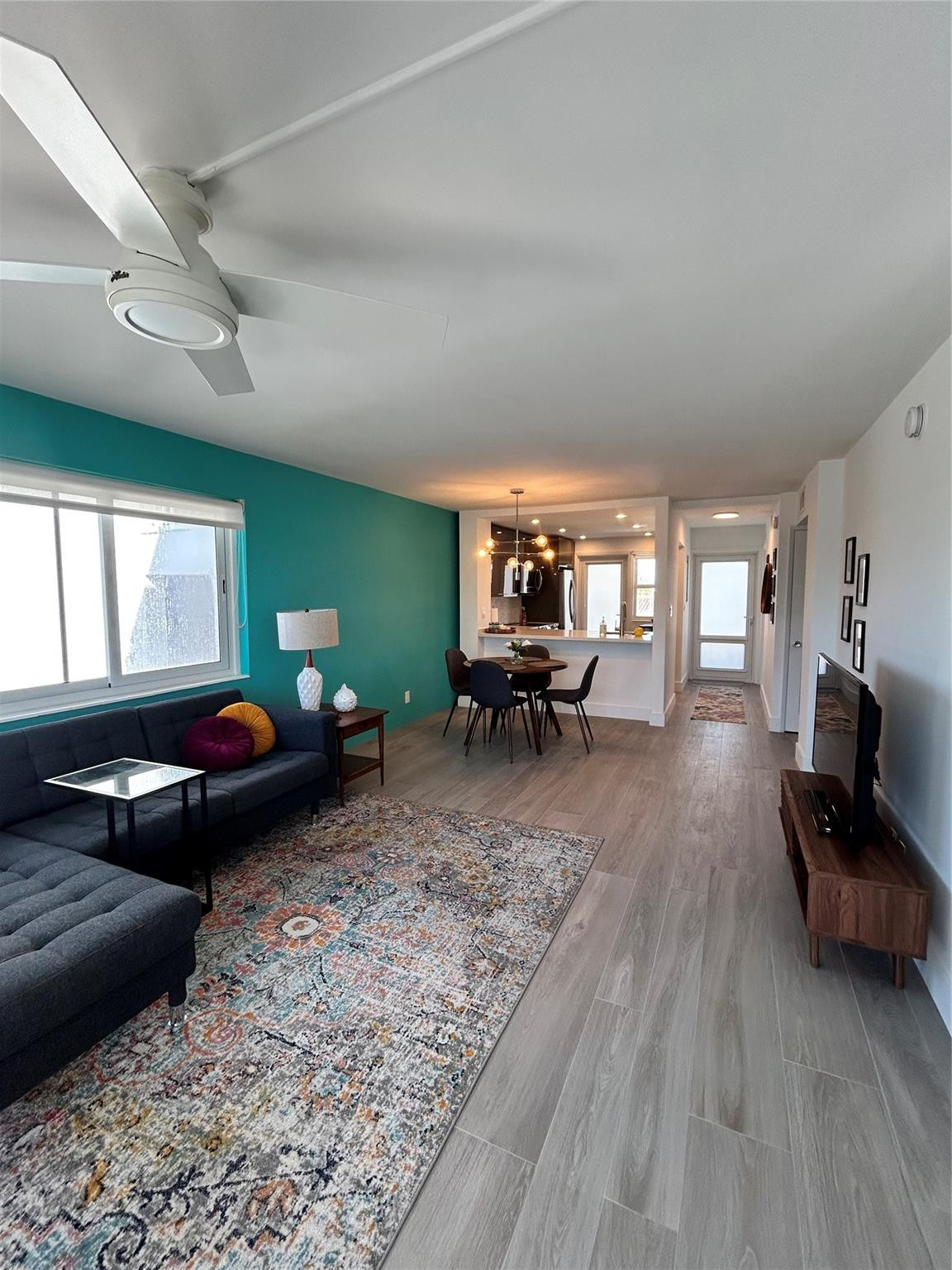 3221 Northeast 8th Street, Unit 301F Pompano Beach, FL 33062 - Photo 23 of 44 Photo 26