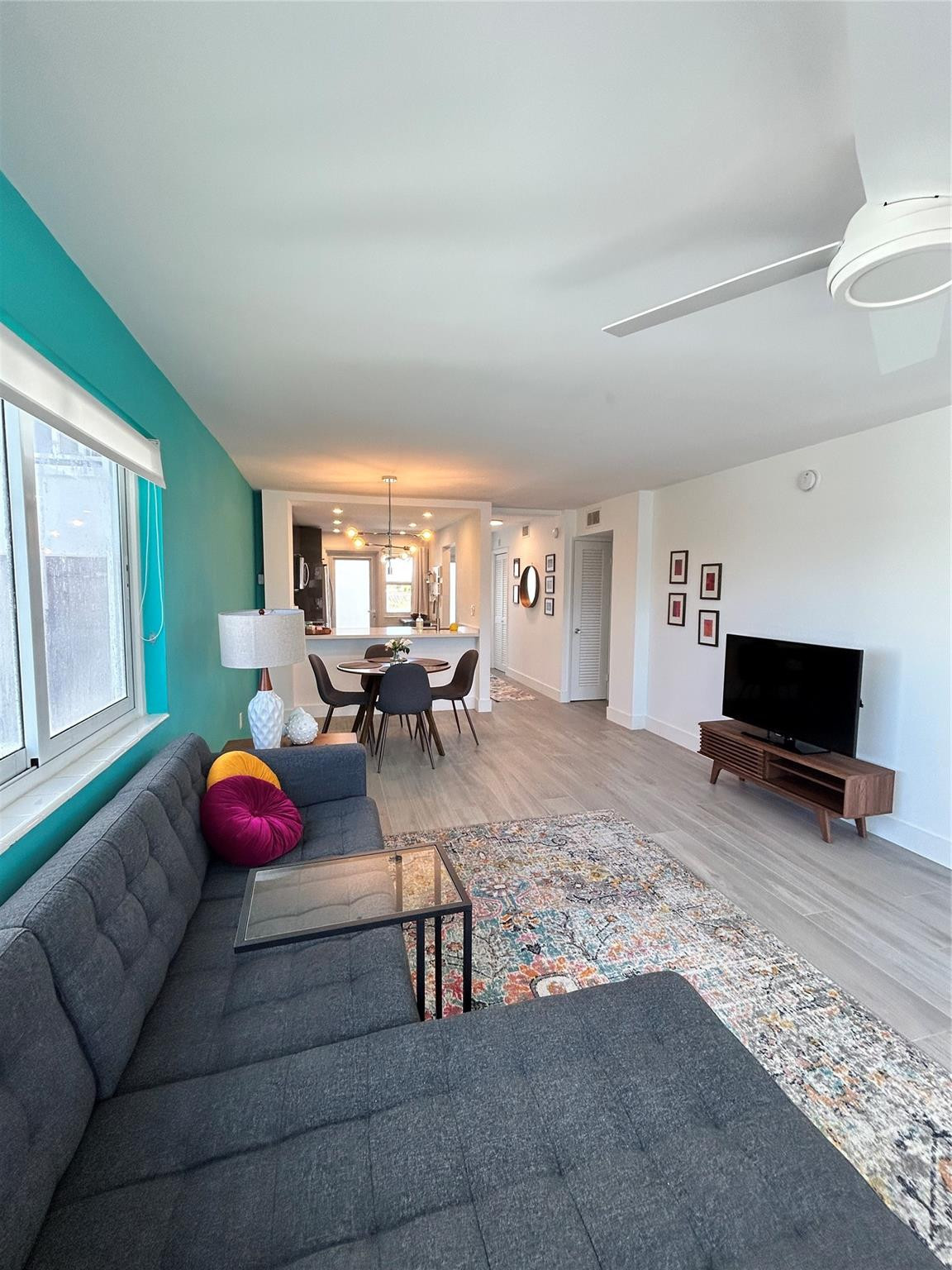 3221 Northeast 8th Street, Unit 301F Pompano Beach, FL 33062 - Photo 24 of 44 Photo 27