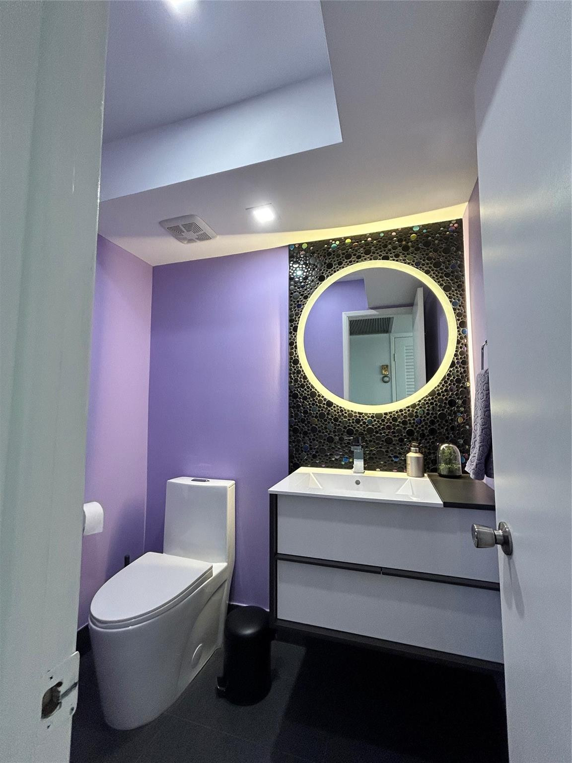 3221 Northeast 8th Street, Unit 301F Pompano Beach, FL 33062 - Photo 32 of 44 Photo 35