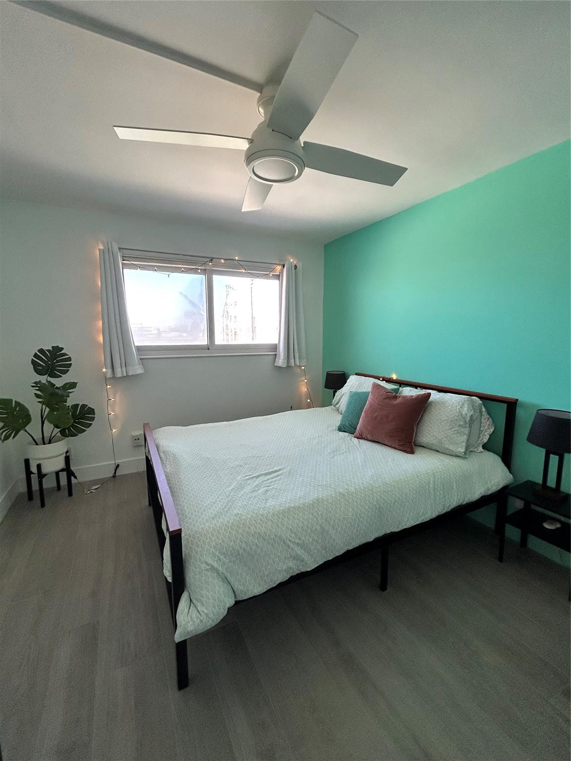 3221 Northeast 8th Street, Unit 301F Pompano Beach, FL 33062 - Photo 34 of 44 Photo 37