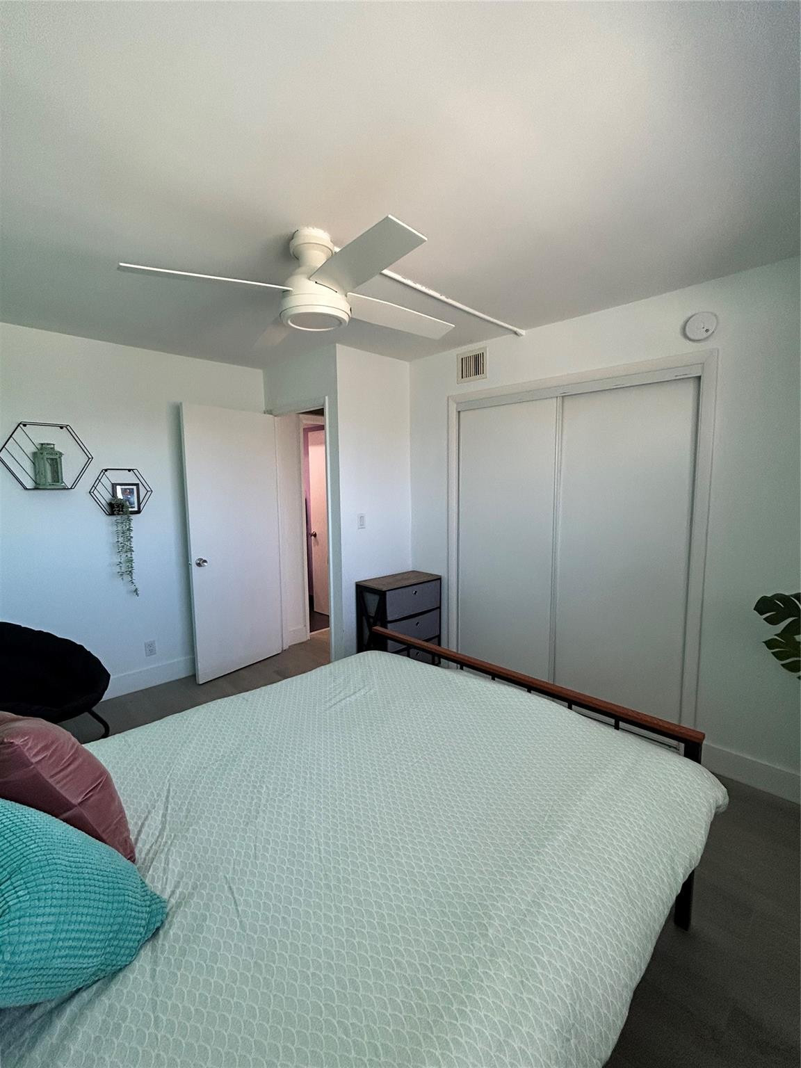 3221 Northeast 8th Street, Unit 301F Pompano Beach, FL 33062 - Photo 38 of 44 Photo 41