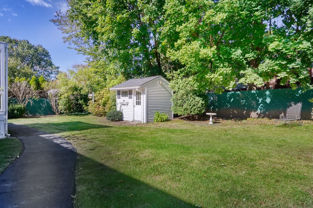 33 Hillcrest Road Wakefield, MA 01880 - Photo 27 of 29 Gallery Image 27