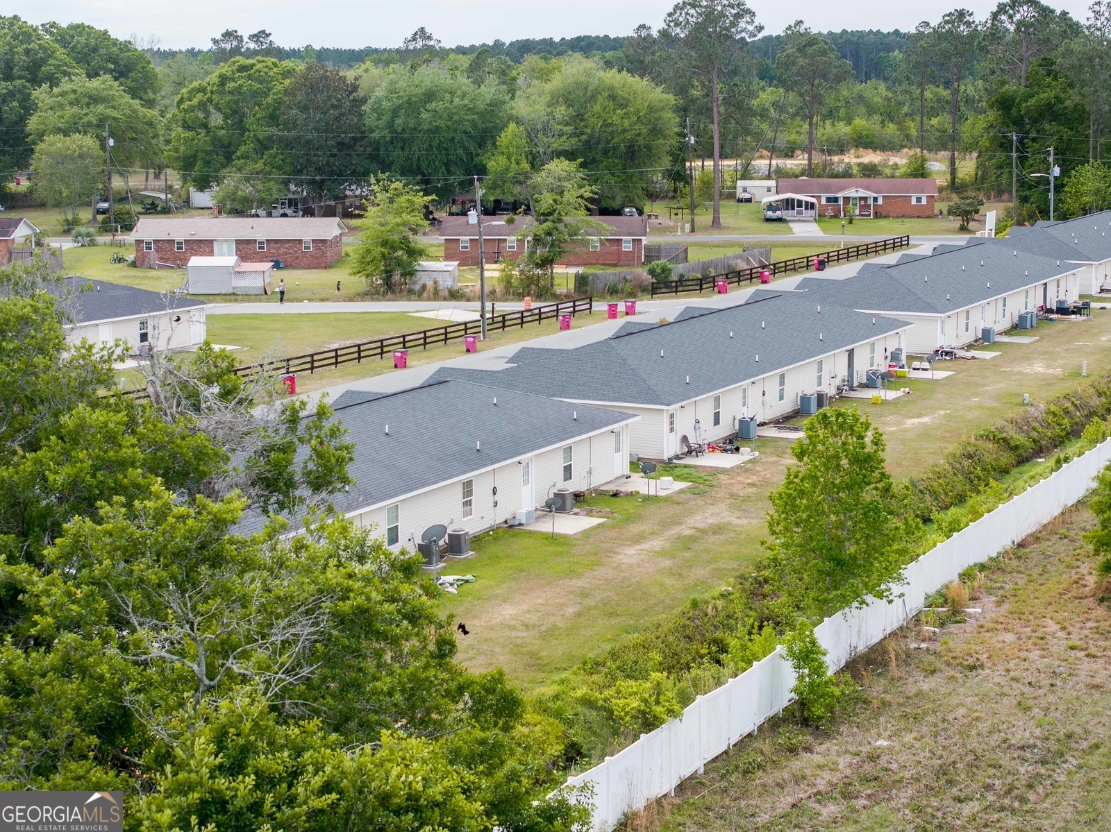 609 Beach Road Baxley, GA 31513 - Photo 2 of 21