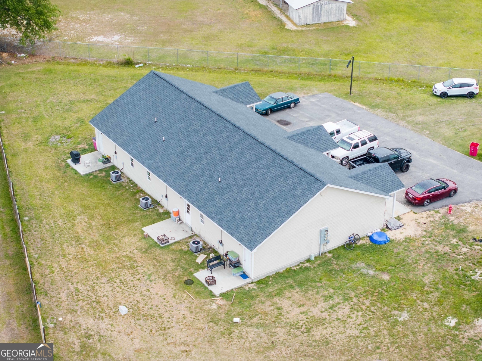 609 Beach Road Baxley, GA 31513 - Photo 10 of 21