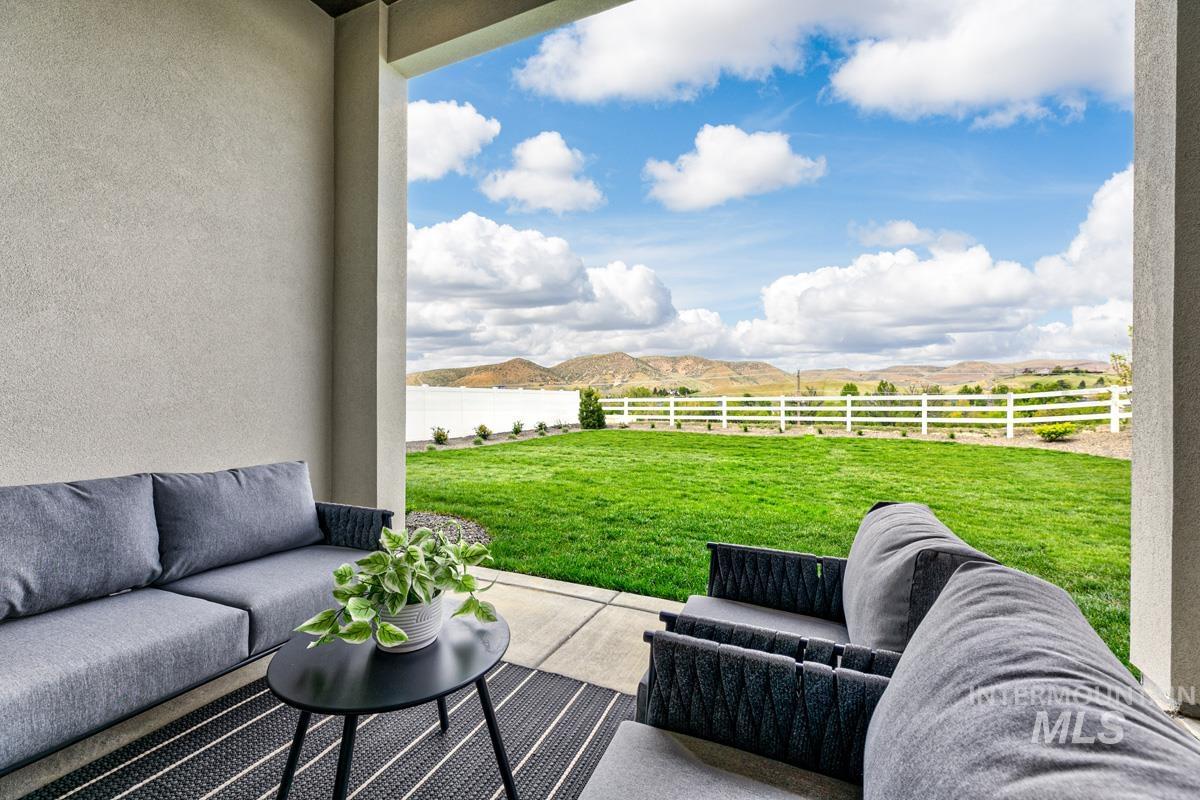 13758 North Ruffed Grouse Way Boise, ID 83714 - Photo 3 of 45