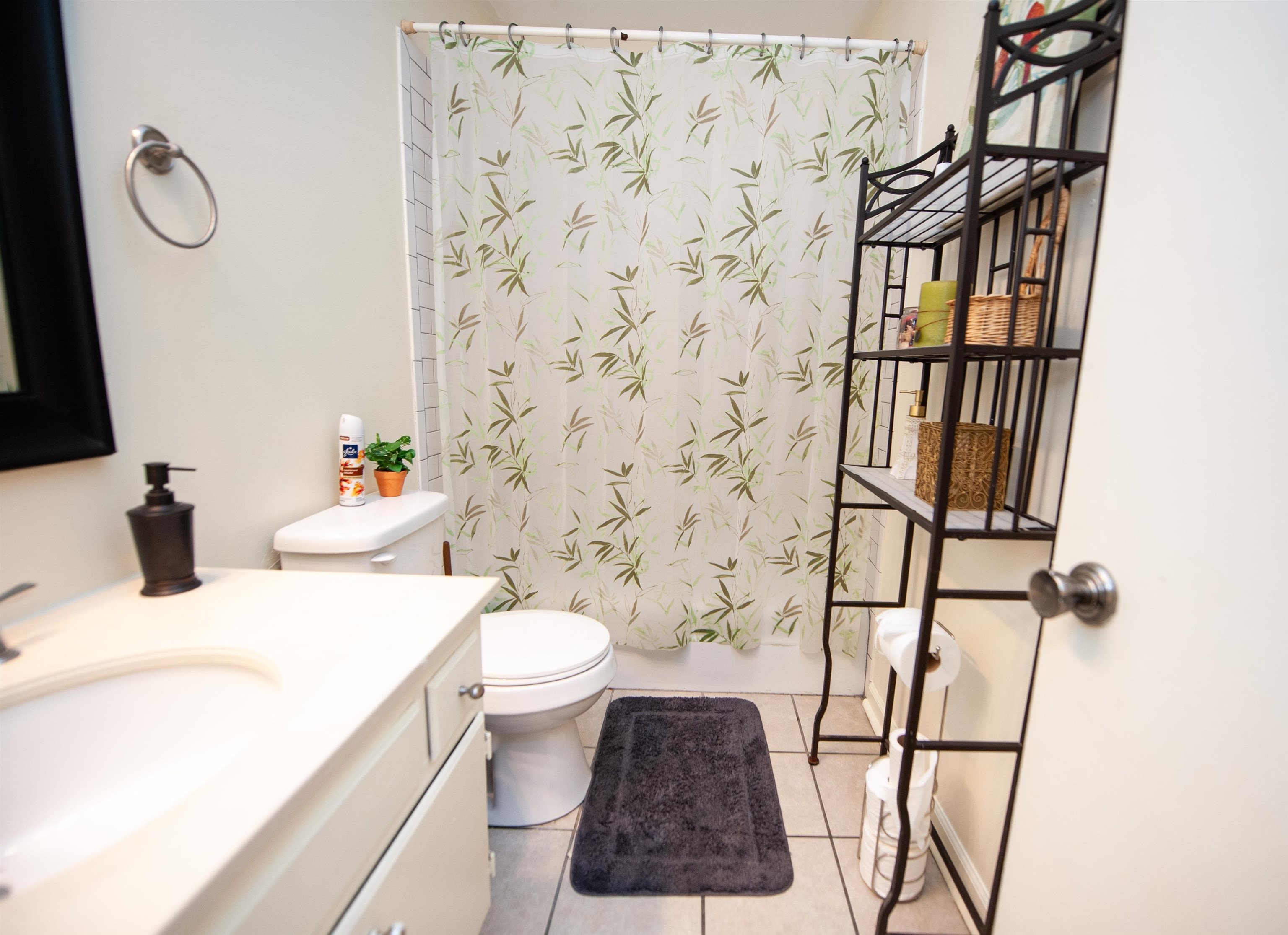 1470 Dover Road Spartanburg, SC 29301 - Photo 13 of 23