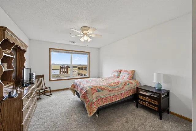 $215,000 | 2231 North Penn Place, Unit 120, North St. Paul, MN 55109