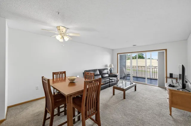 $215,000 | 2231 North Penn Place, Unit 120, North St. Paul, MN 55109