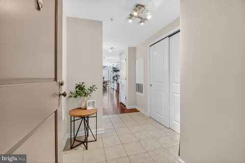 $499,000 | 930 Wayne Avenue, Unit 405, Silver Spring, MD 20910