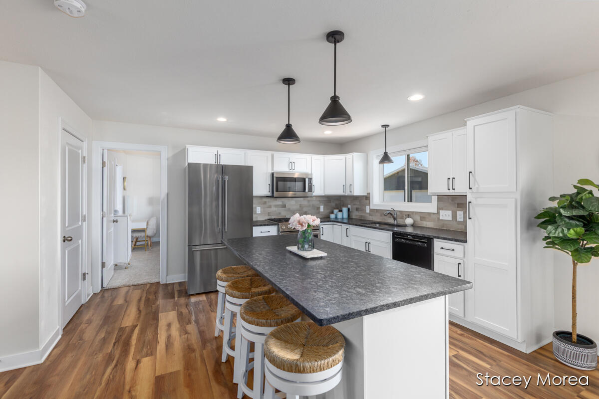 11791 Crystal Ridge Drive Northeast Sparta, MI 49345 - Photo 10 of 51 IMG_1008