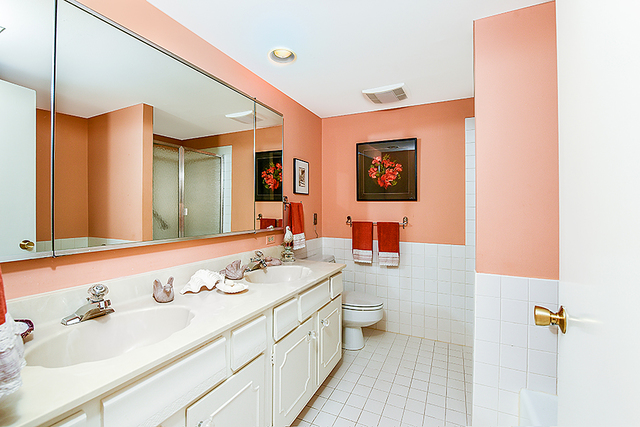 660 Winnetka Mews, Unit 113 Winnetka, IL 60093 - Photo 21 of 34