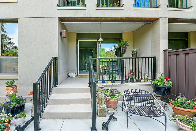 660 Winnetka Mews, Unit 113 Winnetka, IL 60093 - Photo 29 of 34