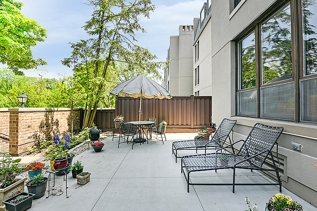660 Winnetka Mews, Unit 113 Winnetka, IL 60093 - Photo 31 of 34