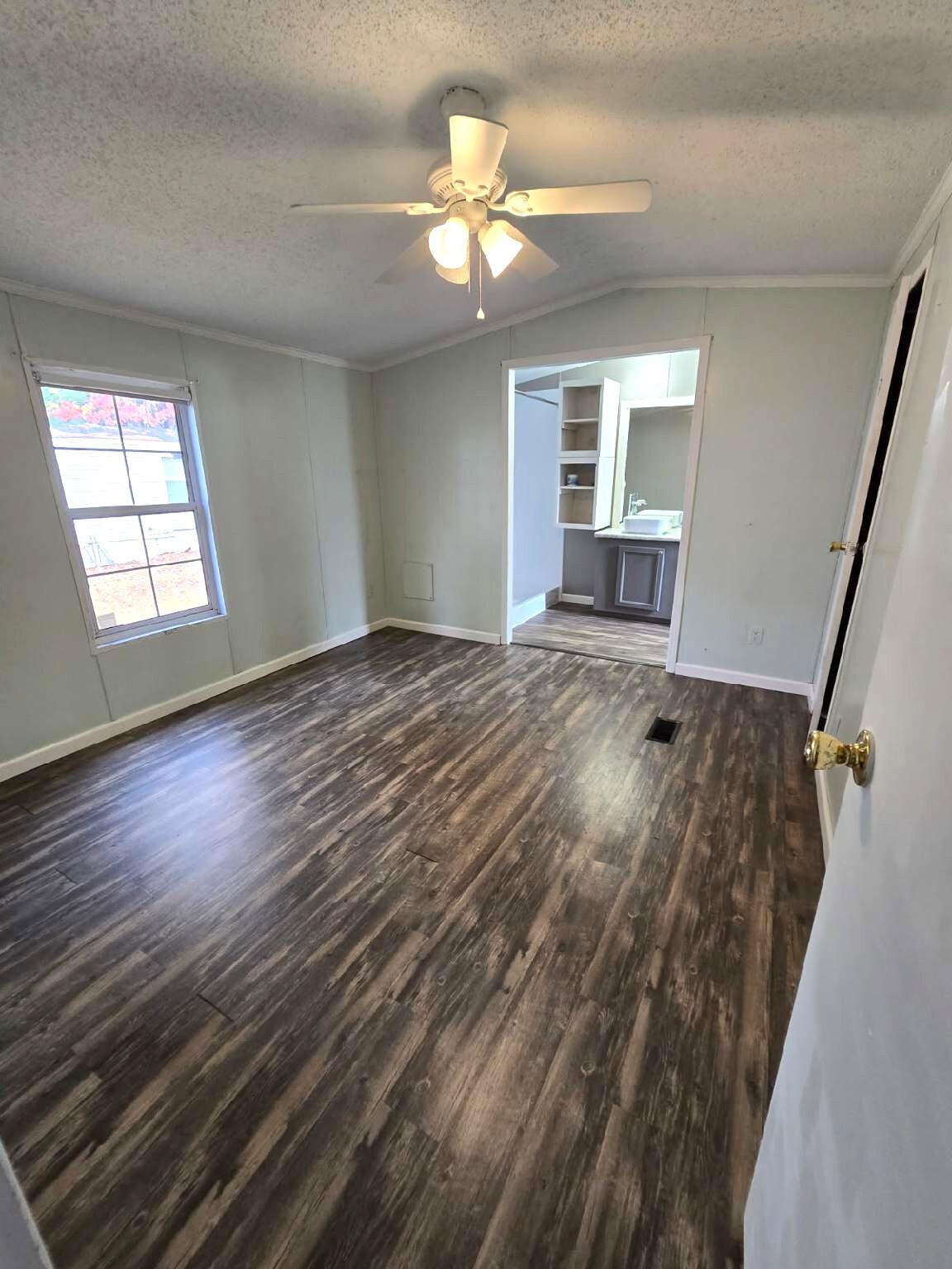 14 B Street Bangor, ME 04401 - Photo 11 of 23 Primary bed 1