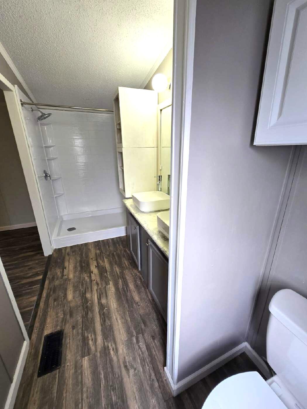 14 B Street Bangor, ME 04401 - Photo 15 of 23 Primary bath 3