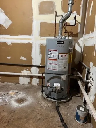 $2,500 | 110 Dean Street, Unit 6, Taunton, MA 02780