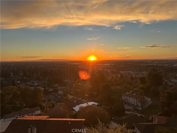 $2,500 | 11832 South Circle Drive, Whittier, CA 90601