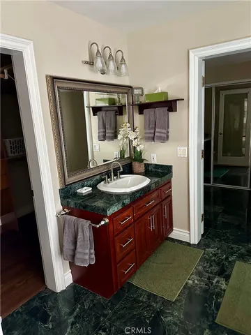 $2,500 | 11832 South Circle Drive, Whittier, CA 90601