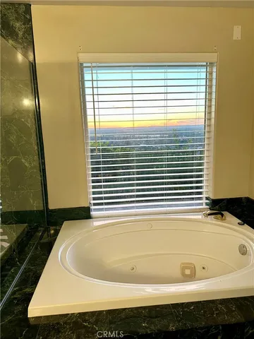 $2,500 | 11832 South Circle Drive, Whittier, CA 90601