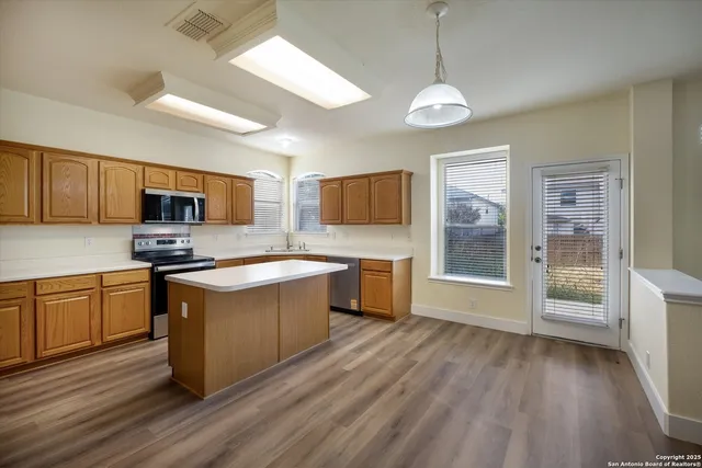 $2,800 | 8926 Firebaugh Drive, Helotes, TX 78023