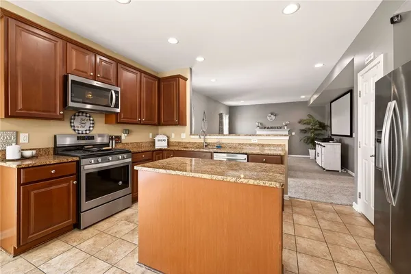 $399,900 | 3319 Dandelion Trail, Canandaigua Town, NY 14424
