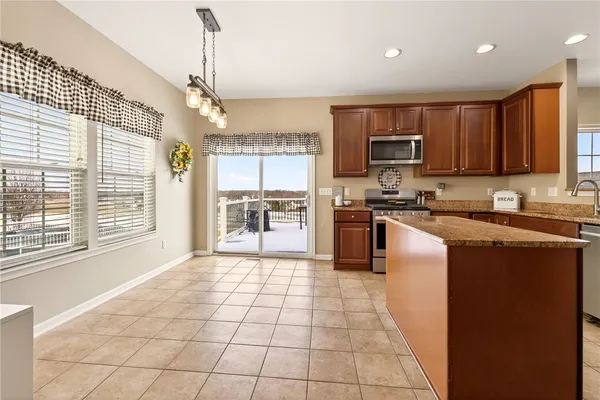 $399,900 | 3319 Dandelion Trail, Canandaigua Town, NY 14424