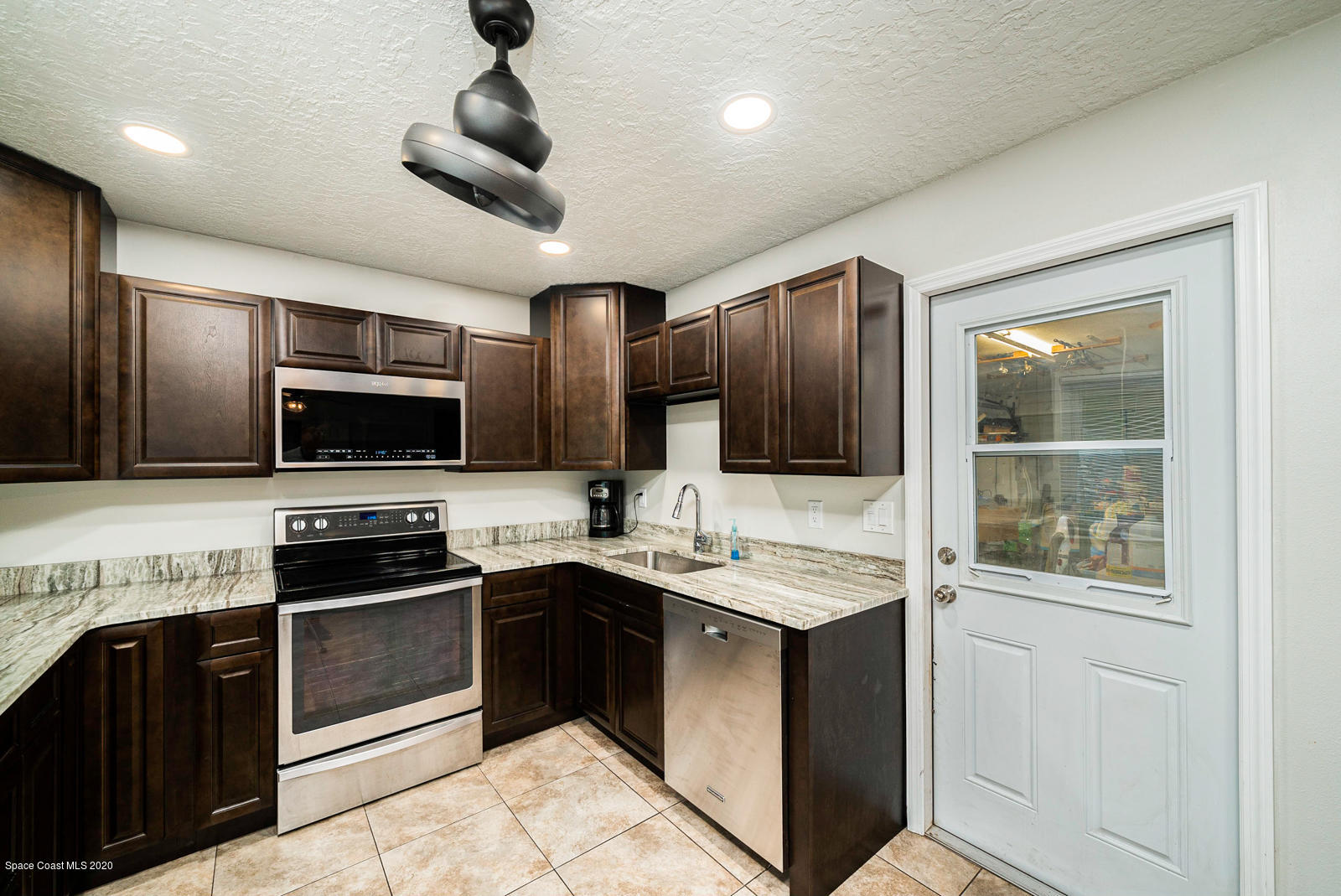 149 Virginia Road West Melbourne, FL 32904 - Photo 5 of 18 DSC09338-Edit