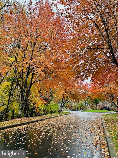 201 Mariners Point Drive Middle River, MD 21220 - Photo 3 of 10