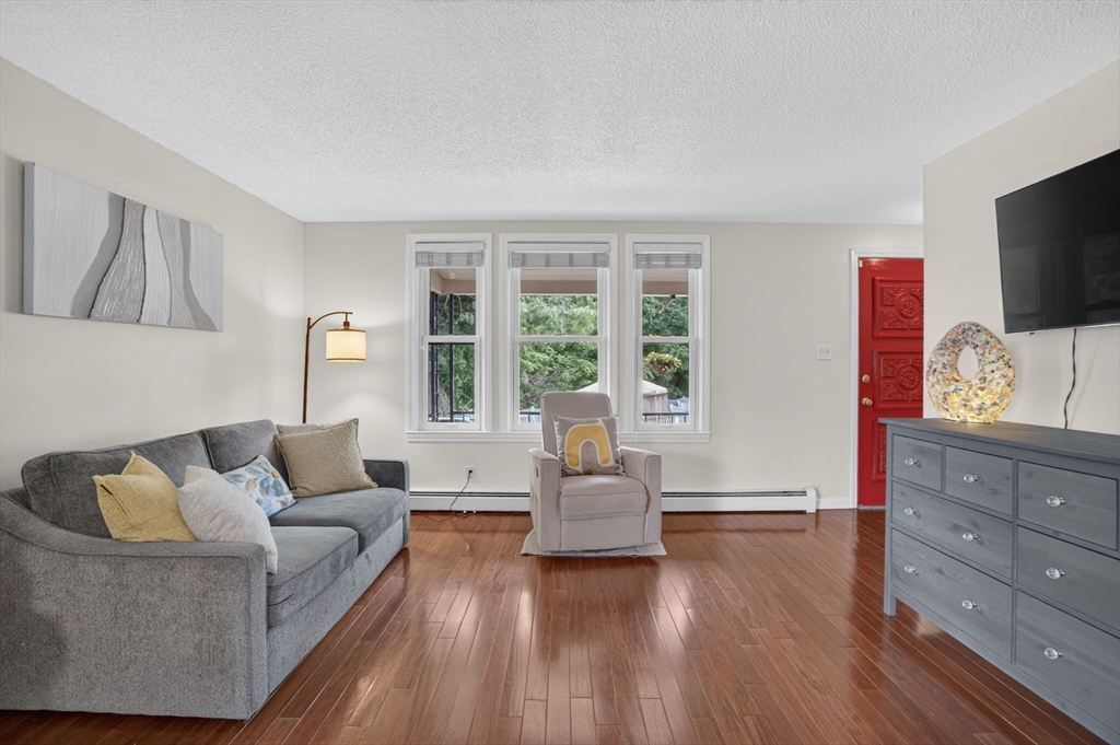 23 Hazel Street Methuen, MA 01844 - Photo 7 of 35