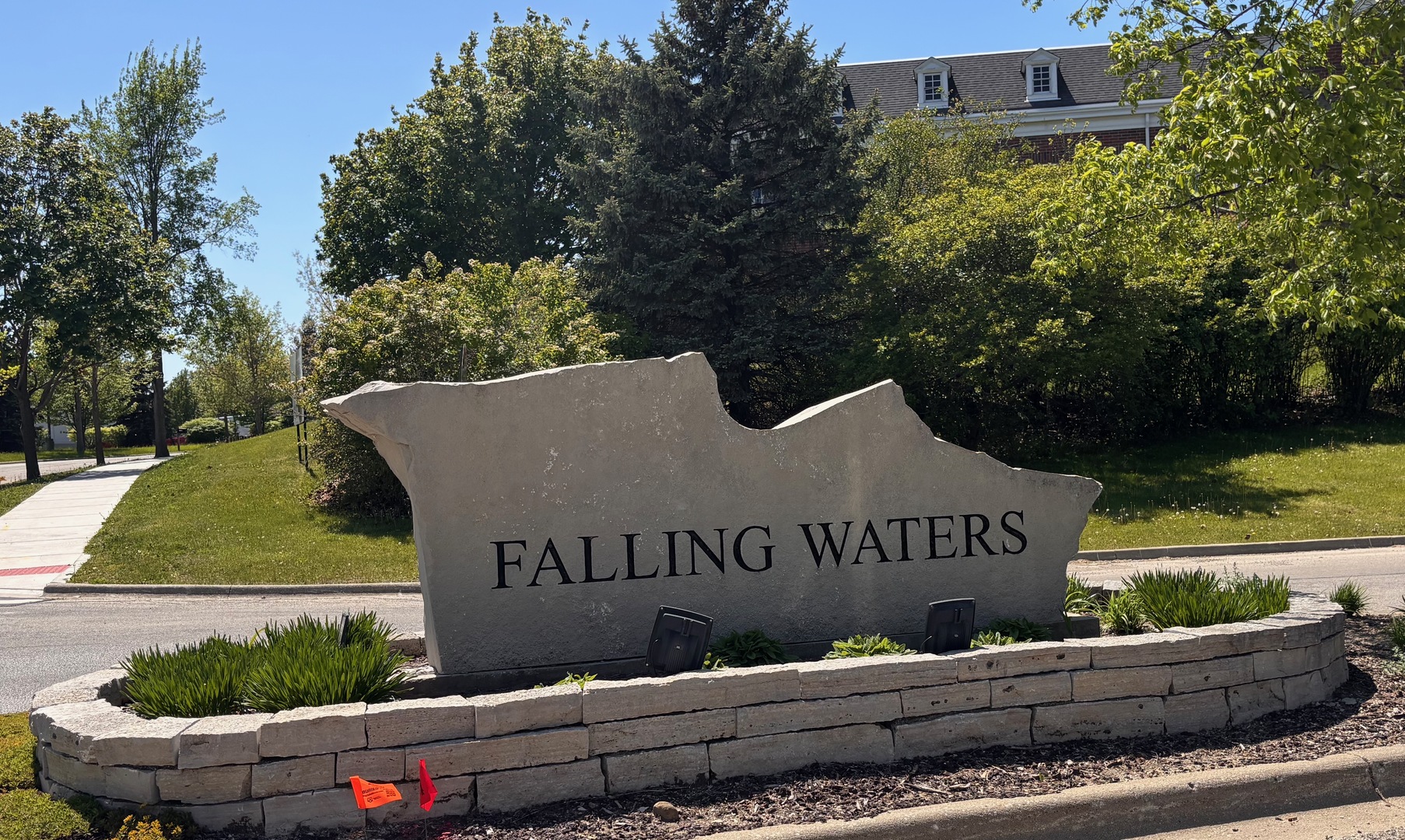 3142 Falling Waters Lane, Unit 3142 Lindenhurst, IL 60046 - Photo 1 of 33