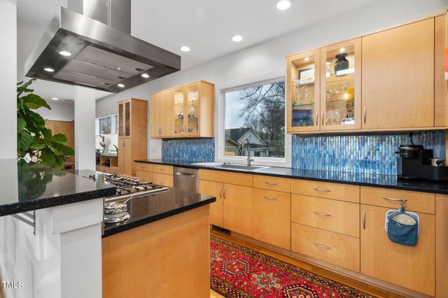 $1,300,000 | 617 Tower Street, Raleigh, NC 27607