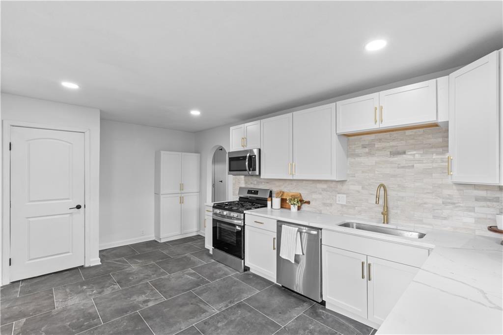 915 South Trail Ridge Drive Independence, MO 64050 - Photo 7 of 28