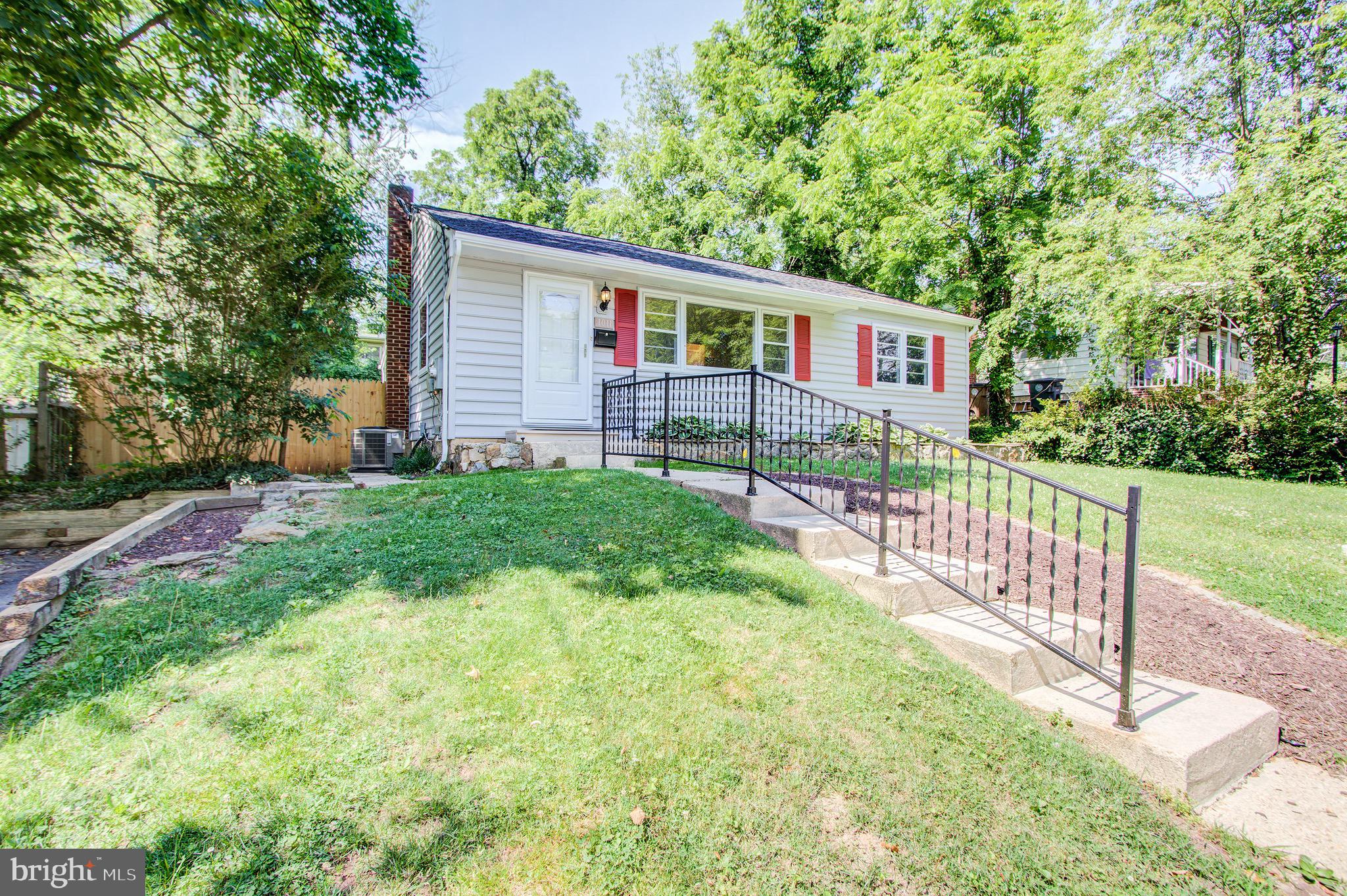 1011 Gilbert Road Rockville, MD 20851 - Photo 3 of 35 Sweet Silver Rock Home is A Fantastic Value