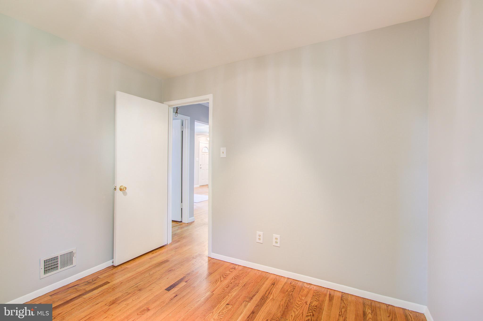 1011 Gilbert Road Rockville, MD 20851 - Photo 22 of 35 Bedroom, Guest Room or Private Office Area
