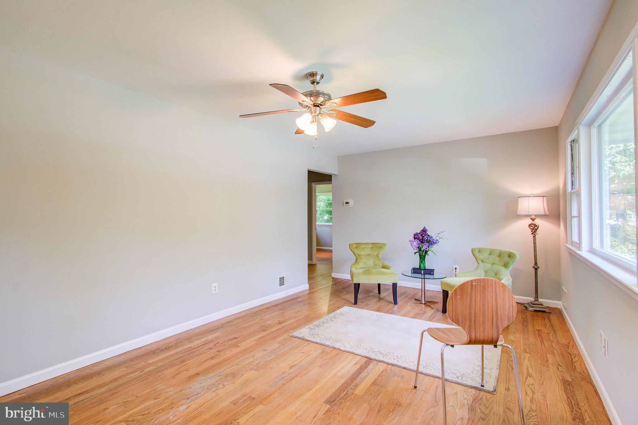 1011 Gilbert Road Rockville, MD 20851 - Photo 5 of 35 Gleaming, Solid White-Oak Hardwood Floors