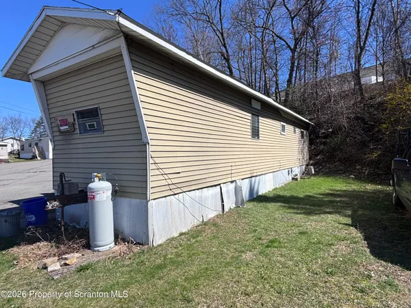 $12,900 | 1054 Springbrook Avenue, Unit 41, Moosic, PA 18507