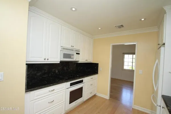 $5,800 | 186 Poplar Crest Avenue, Newbury Park, CA 91320