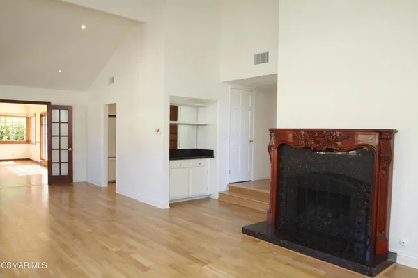 $5,800 | 186 Poplar Crest Avenue, Newbury Park, CA 91320