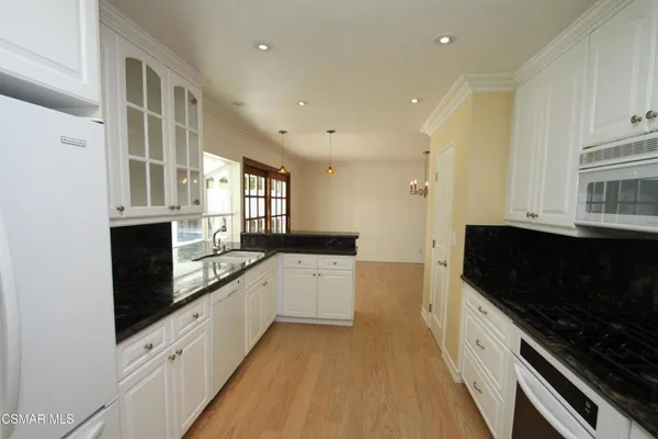 $5,800 | 186 Poplar Crest Avenue, Newbury Park, CA 91320