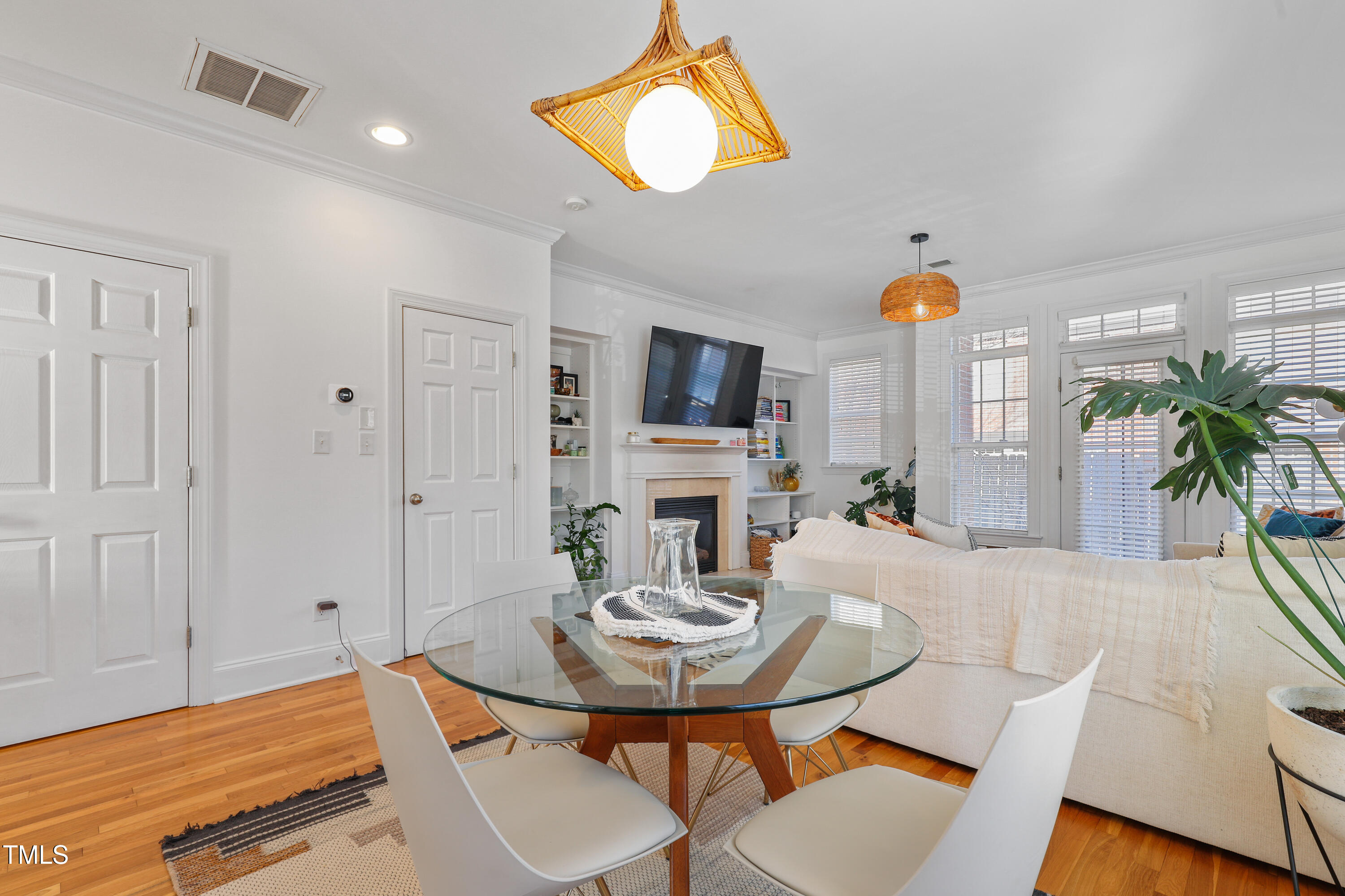 672 Highpark Lane Raleigh, NC 27608 - Photo 9 of 25 9