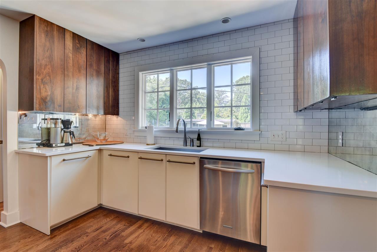 249 North Rose Road Memphis, TN 38117 - Photo 7 of 24