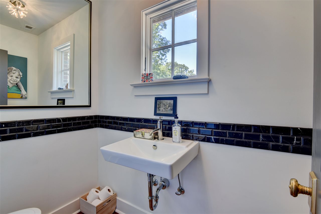 249 North Rose Road Memphis, TN 38117 - Photo 9 of 24