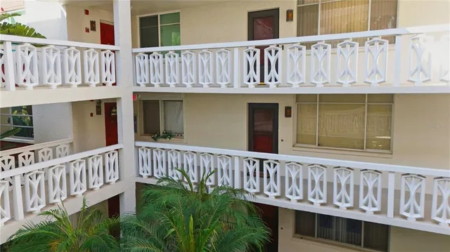 $1,250 | 2630 Pearce Drive, Unit 208, Clearwater, FL 33764