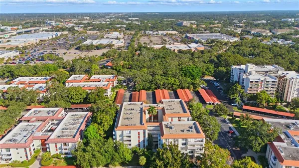 an aerial view of multiple house