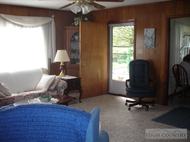 356 Ransom Street Blowing Rock, NC 28605 - Photo 3 of 8 Gallery Image 3